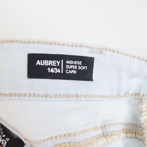 Buffalo David Bitton Jeans - Buffalo David Bitton | Light Blue Cropped Jeans Buffalo David Bitton Jeans - Buffalo David Bitton | Light Blue Cropped Jeans